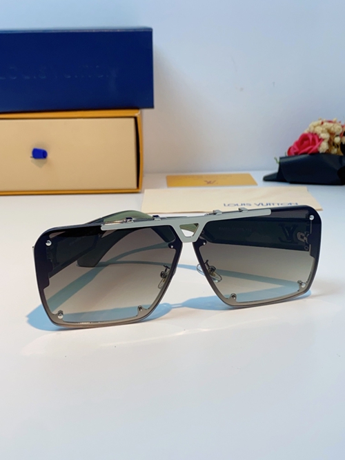 ルイヴィトンサングラス背面デザイン